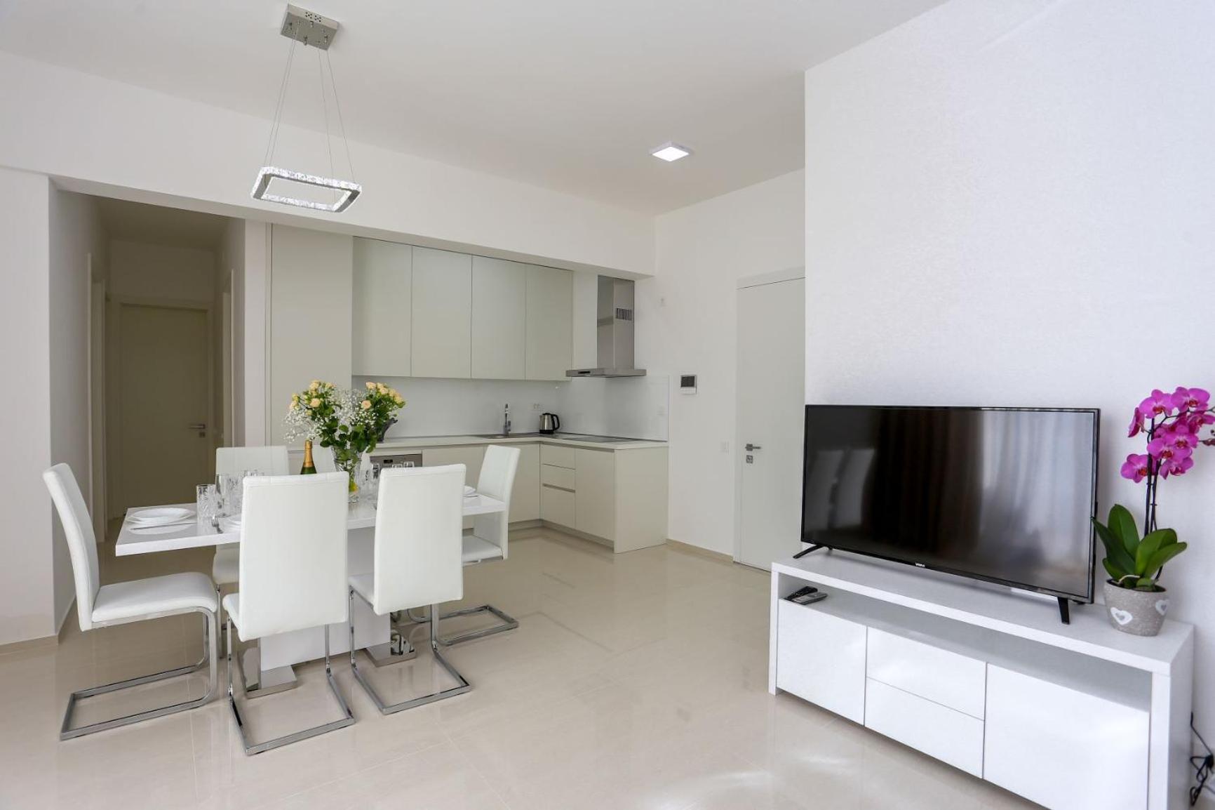 Montesun Apartments Bečići Boreti Extérieur photo