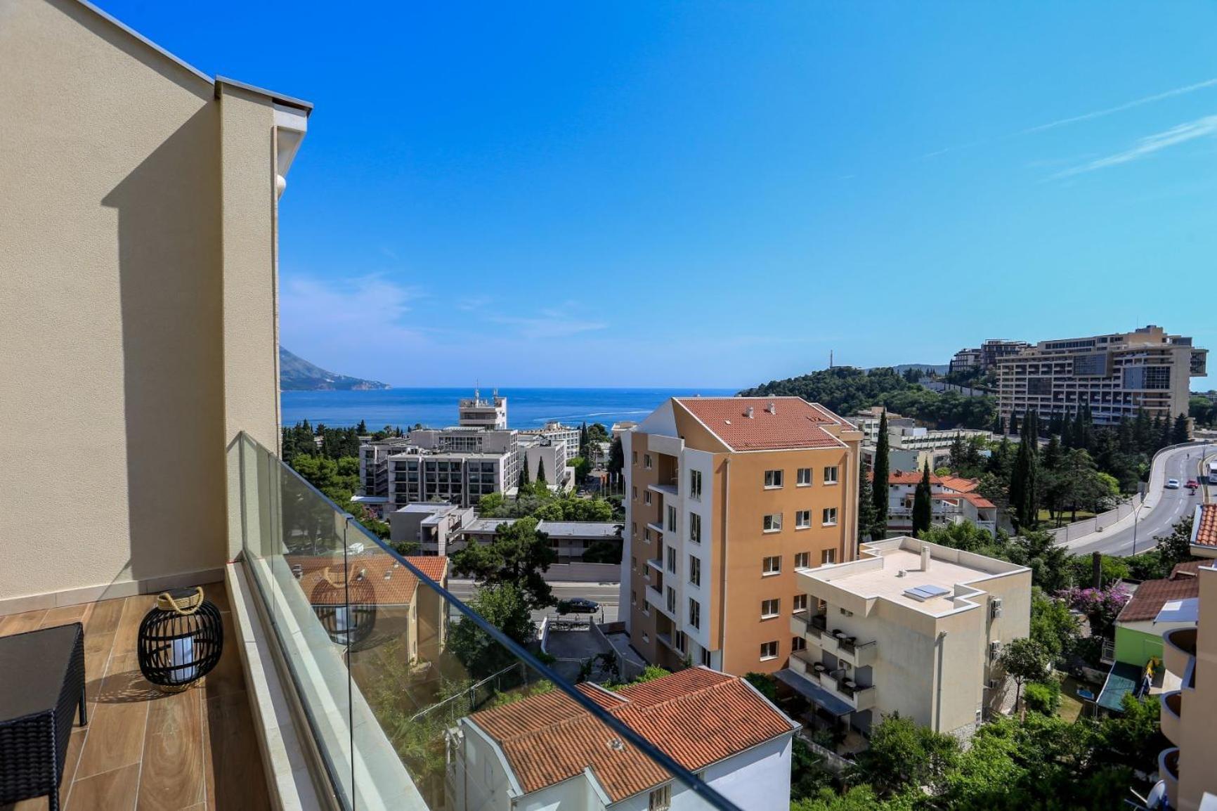 Montesun Apartments Bečići Boreti Extérieur photo