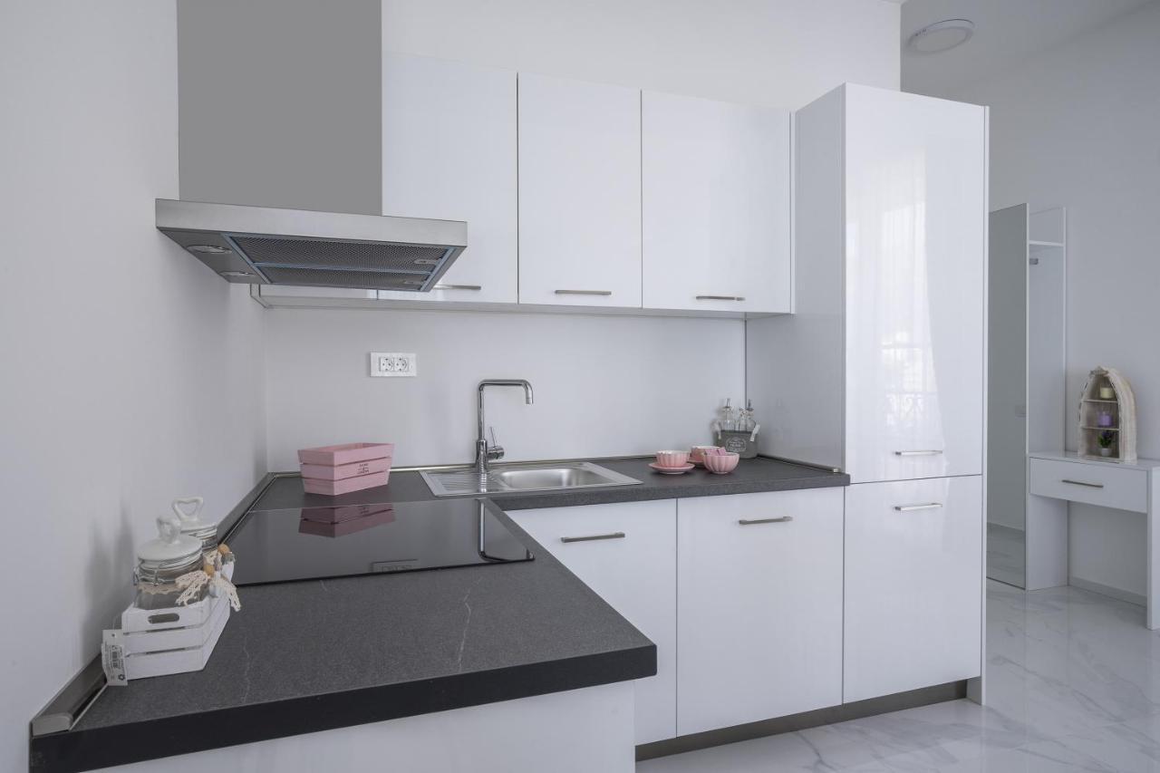 Montesun Apartments Bečići Boreti Extérieur photo