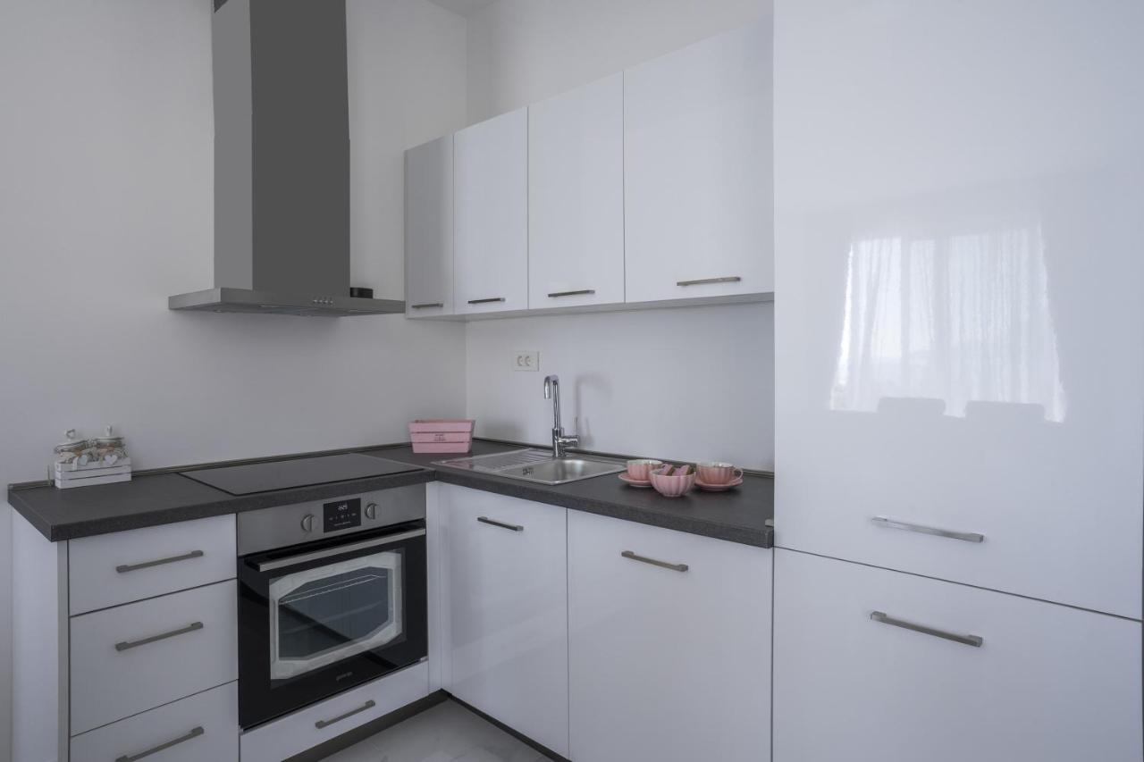Montesun Apartments Bečići Boreti Extérieur photo