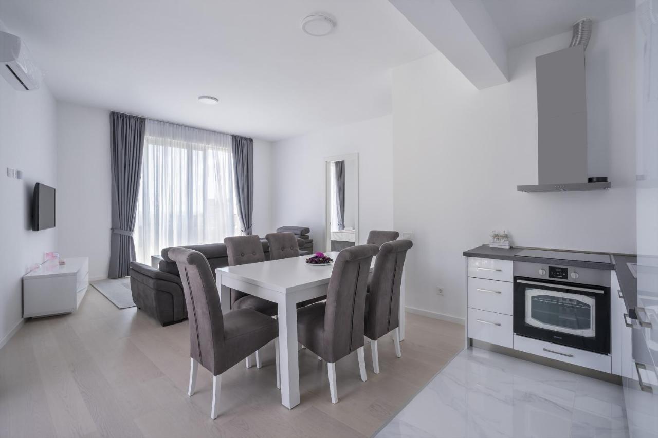 Montesun Apartments Bečići Boreti Extérieur photo
