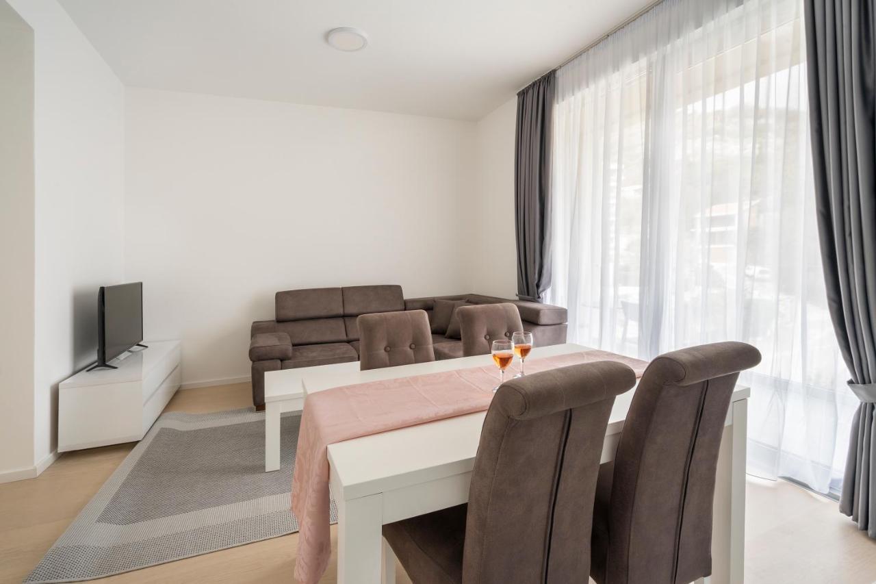 Montesun Apartments Bečići Boreti Extérieur photo