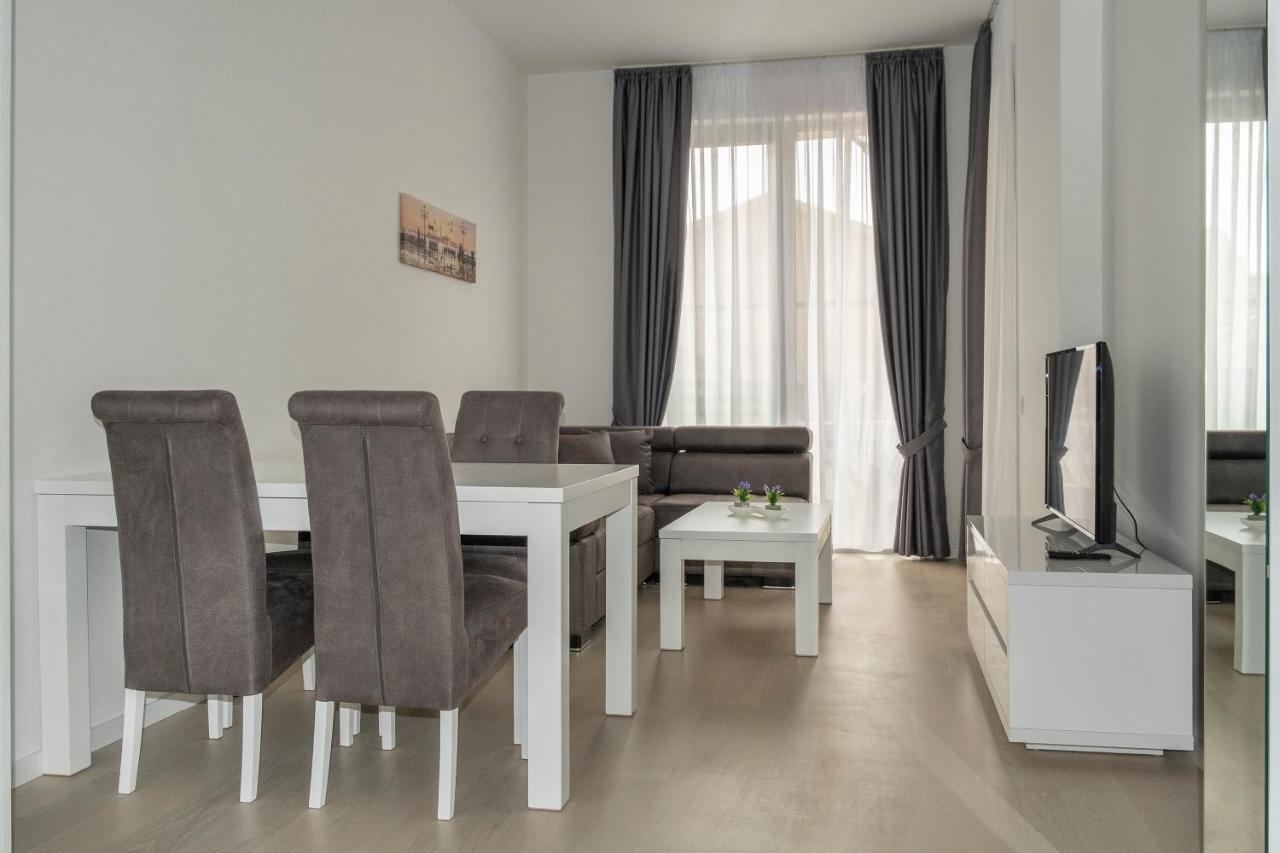 Montesun Apartments Bečići Boreti Extérieur photo