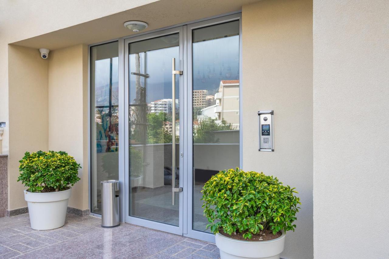 Montesun Apartments Bečići Boreti Extérieur photo